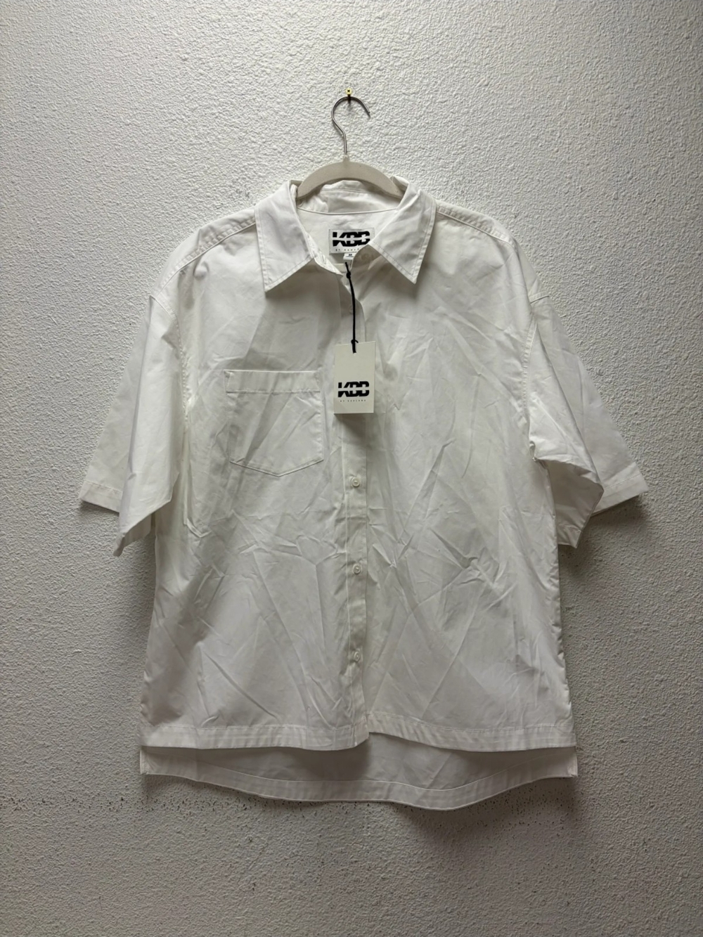 Womens Short-Sleeve Button-Down Shirt Size Medium & Large Available #726-727 - Picture 4 of 10